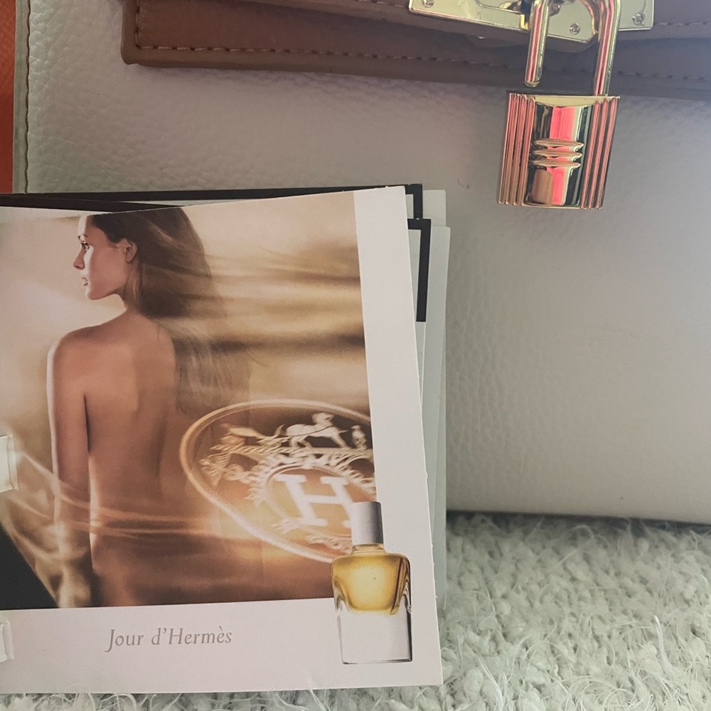 Jour de’ HERMES Perfume 4ml - Picture 1 of 9